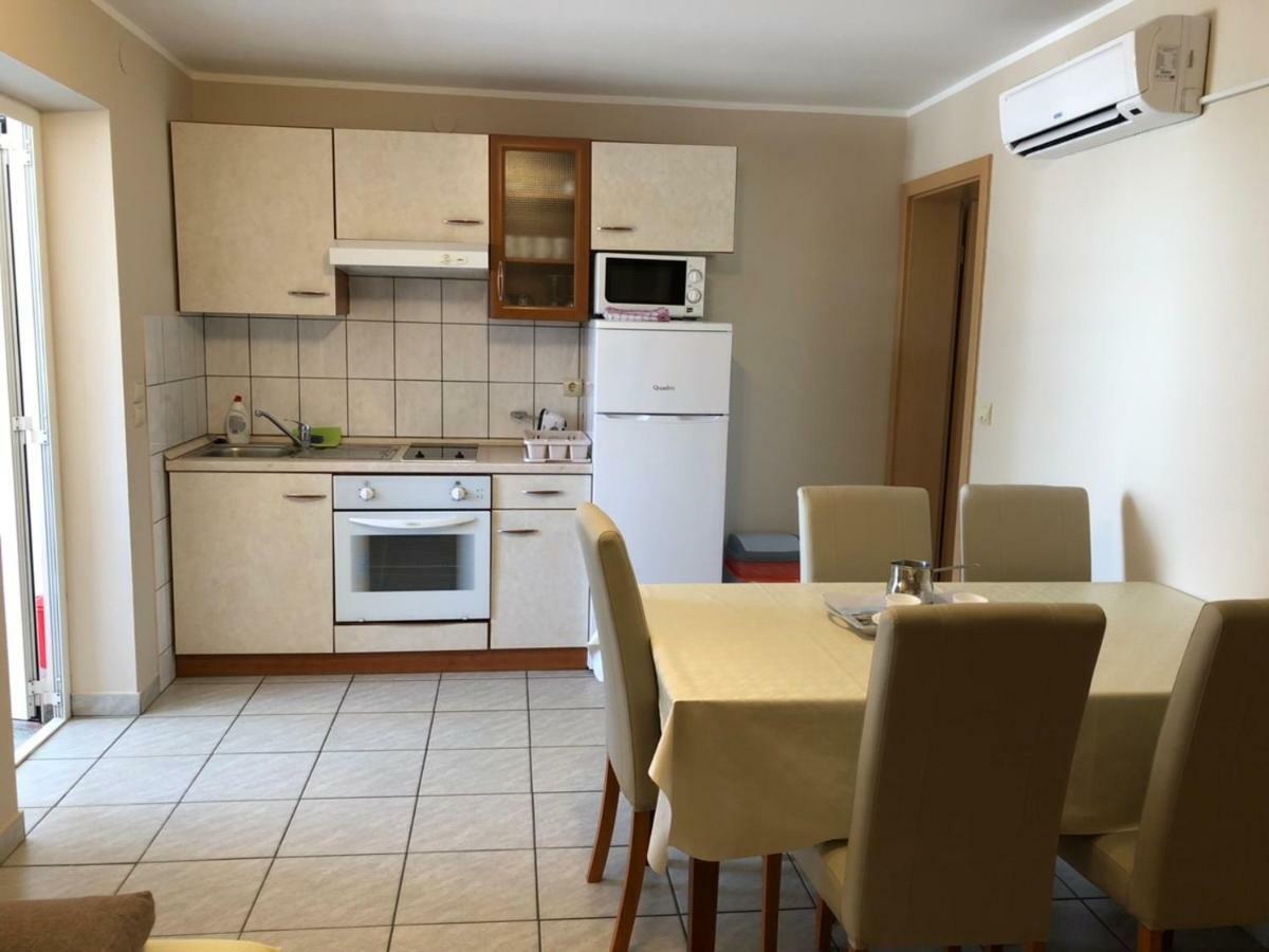 Apartmani Resetar Privlaka  Eksteriør bilde