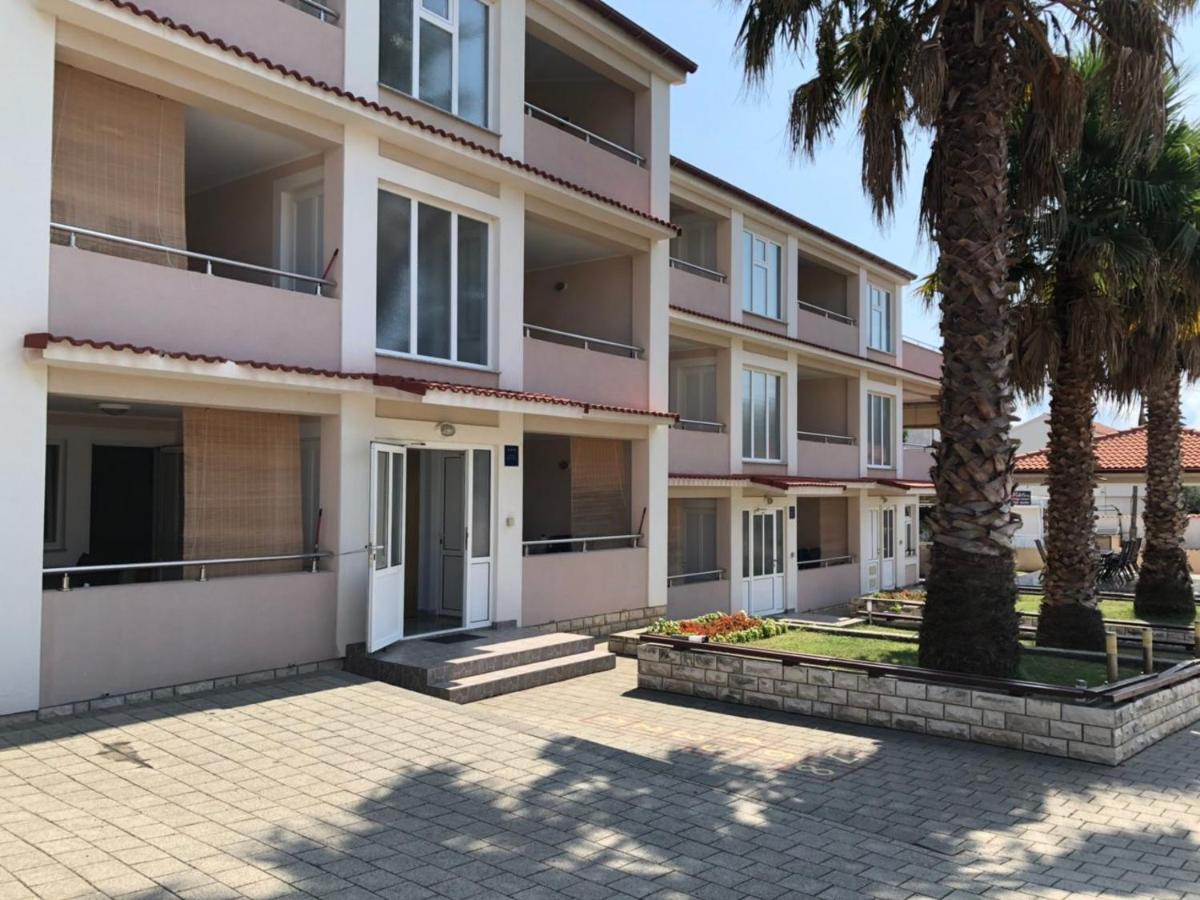 Apartmani Resetar Privlaka  Eksteriør bilde